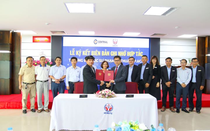 SIGNING MOU WITH THE HO CHI MINH CITY UNIVERSITY OF TECHNOLOGY AND ...